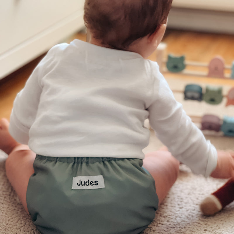 Judes Baby sitzt Überhose Kale neugeborenes grüner stuhl